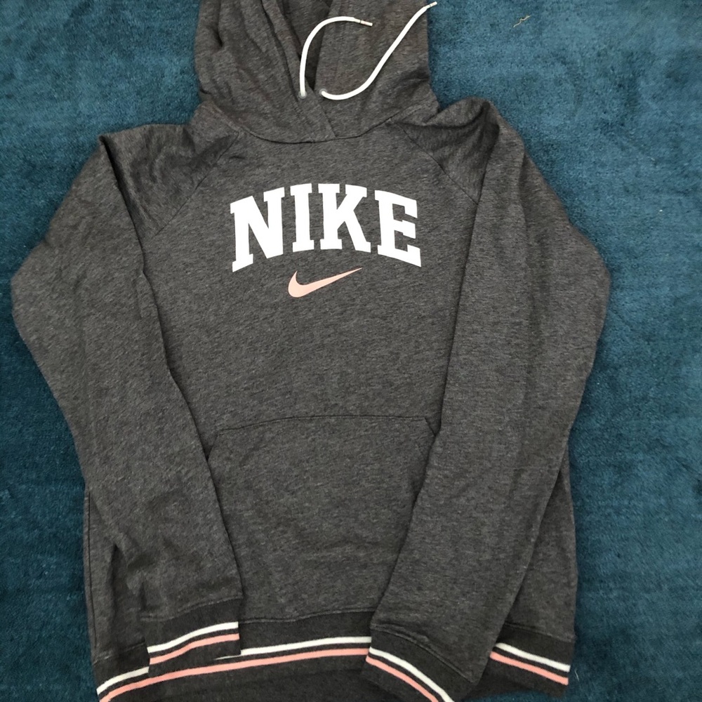 Nike sweatshirt